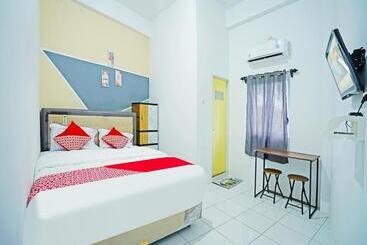 هتل Oyo 91559 Kost Bangau Syariah