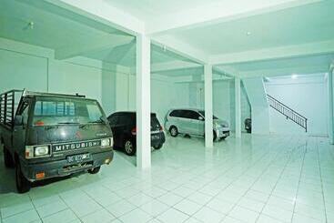 هتل Oyo 91559 Kost Bangau Syariah