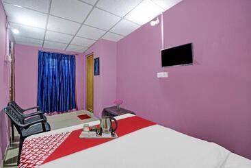 هتل Oyo 92194 Airport Homestay