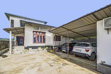 هتل Oyo 92194 Airport Homestay