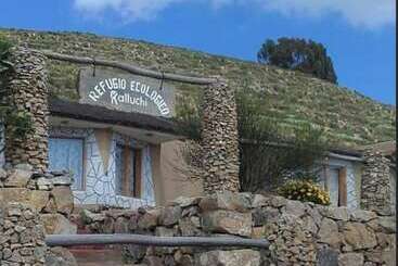 هتل Refugio Ecologico Kalluchi