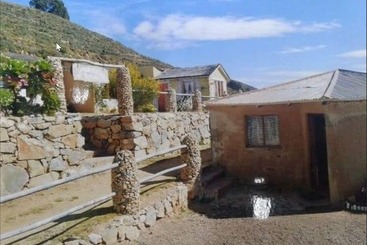 هتل Refugio Ecologico Kalluchi
