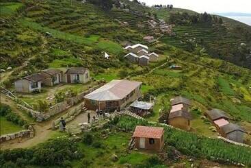 هتل Refugio Ecologico Kalluchi