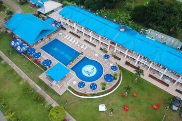 هتل Resort Villa Del Sol