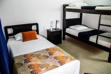 هتل Resort Villa Del Sol