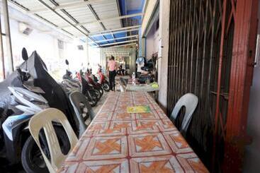 هتل Spot On 93276 Fendi 2 Homestay Syariah