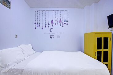 هتل Spot On 91506 Kedai Cinta Guest House