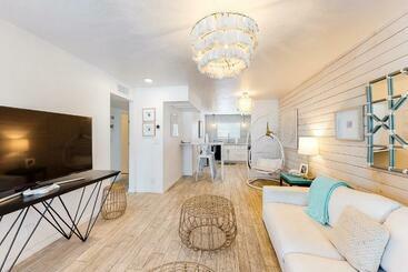 هتل Surf Lodge #1102