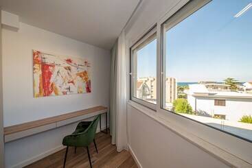 پانسیون N&n Lux Guest House
