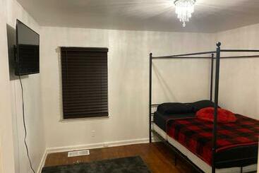 پانسیون The Greenroof Ranch Room3 Free Parking