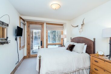 Telemark B By Avantstay Ski In Ski Out At The Heart Of Mountain Village