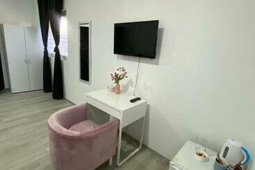 Apartmani Home