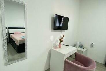 Apartmani Home