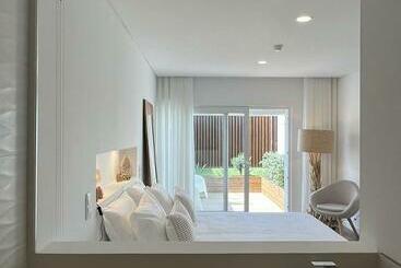 تختخواب و صبحانه Alojamento White Rose Boutique