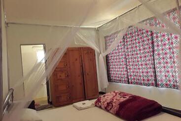تختخواب و صبحانه Pazuri House Iringa