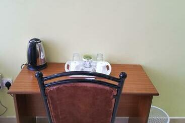 پانسیون Monrovia Guesthouse