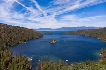 Everett By Avantstay 5mins To Squaw Valley Wpool & Hot Tub