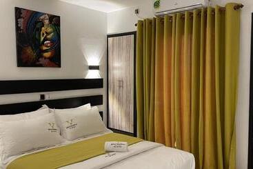 هتل Hôtel Vendôme Douala