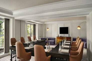 هتل The St. Regis Jakarta