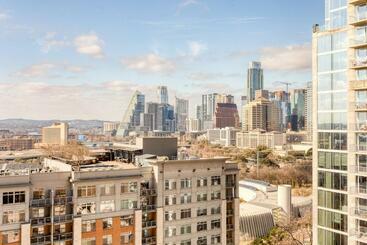 Scoot By Avantstay Brand New Condo In Austin W Amazing Amenities