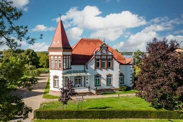 Отель Villa Am Stadthafen