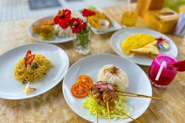 Innora Jungle Resort And Spa