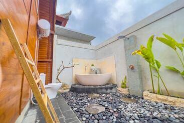 Innora Jungle Resort And Spa