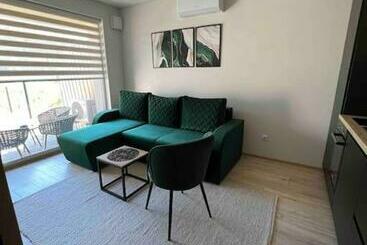 Modern & Cozy Studio With Patio “prie Juros”