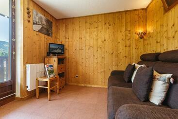 View Sur Arly E10   Happy Rentals