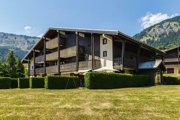 View Sur Arly E10   Happy Rentals