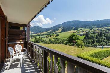 View Sur Arly E10   Happy Rentals