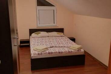 پانسیون Casa Grig