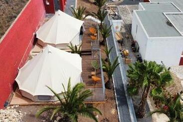 هاستل Porto Santo Destination
