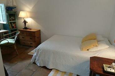 تختخواب و صبحانه Le Clos Sous Le Chemin 2