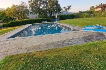 تختخواب و صبحانه Villa Costanza