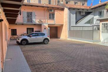 Cá D La Trifola Free Parking