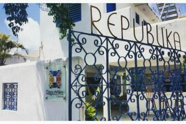 Hostel Republika