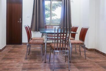 Fabhotel The Villa Ii