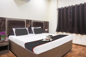 Fabhotel The Villa Ii