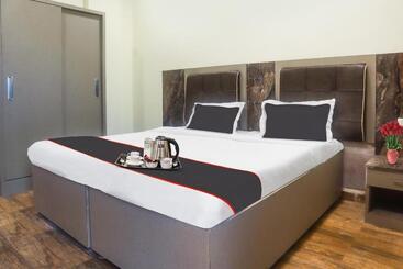 Fabhotel The Villa Ii