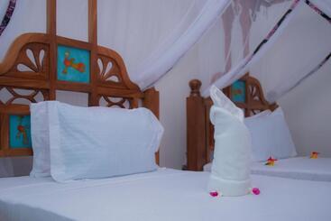 Hotel Jabali Bungalows Lodge