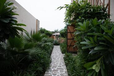 هتل Palm Villas