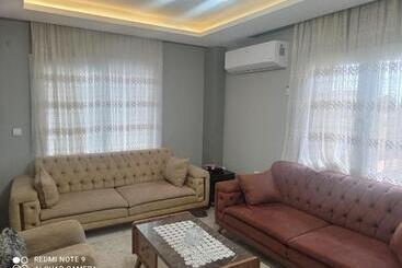 Krali̇yet Konaklari