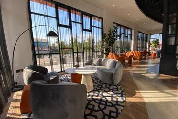 Otel Hotel Suite