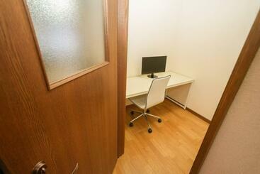 پانسیون Teshikaga Hostel Misato Economy Twin Room   Vacation Stay 98575v