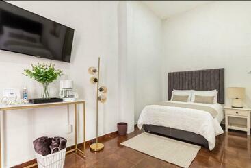 Suite Copal