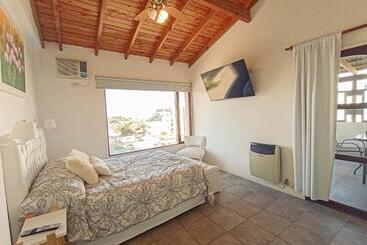 Tides Apart De Playa