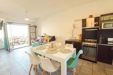 Tides Apart De Playa
