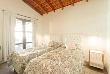 Tides Apart De Playa