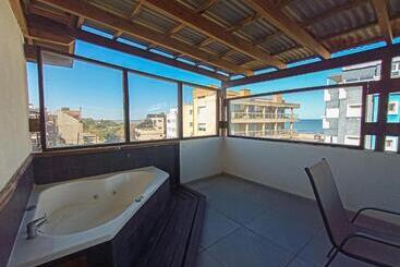 Tides Apart De Playa